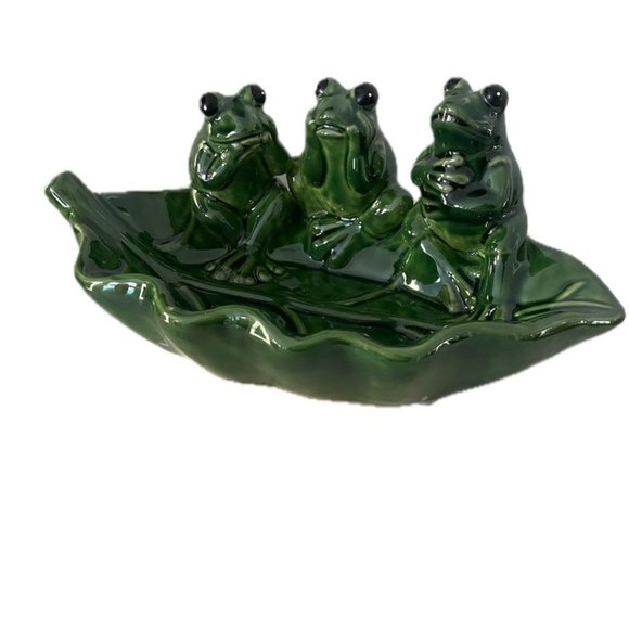 Frog Trio Ceramic Bowl, Decoration. Bird Feeder- Leaf Shape Green 12"x7"  NEW - Picture 2 of 4